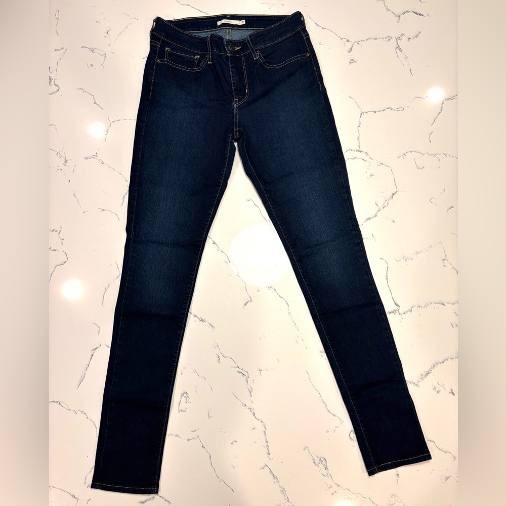 Levi’s skinny Women's Jeans 711 sz 27 LIKE NEW